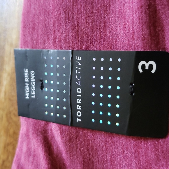 Torrid Active Super Soft Dusty Rose Full Length Leggings with Front Pockets - Picture 9 of 12